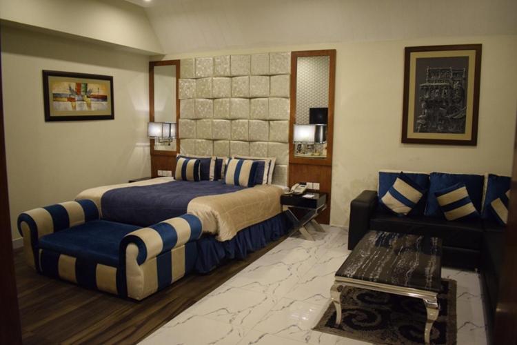 Hilton Suites Lahore Ngoại thất bức ảnh