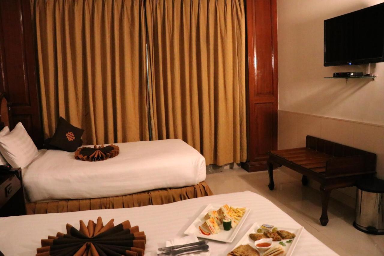 Hilton Suites Lahore Ngoại thất bức ảnh