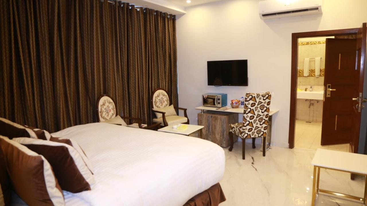 Hilton Suites Lahore Ngoại thất bức ảnh