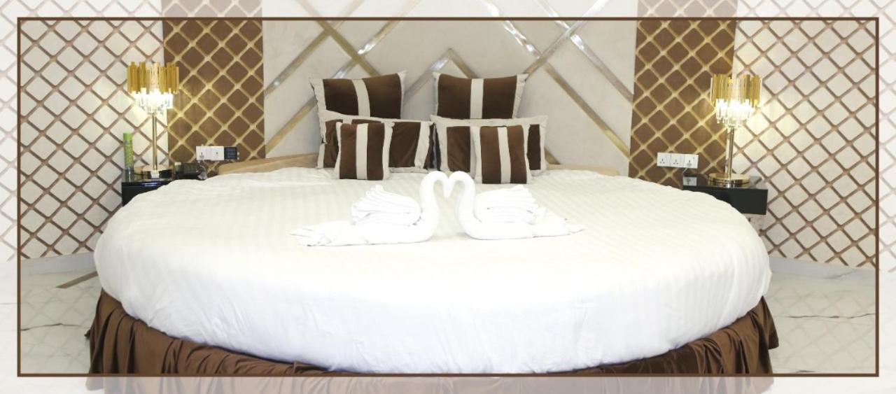 Hilton Suites Lahore Ngoại thất bức ảnh