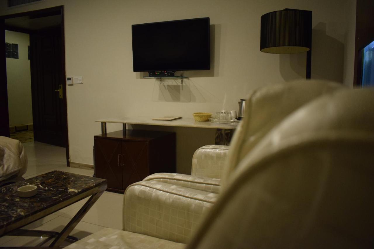 Hilton Suites Lahore Ngoại thất bức ảnh