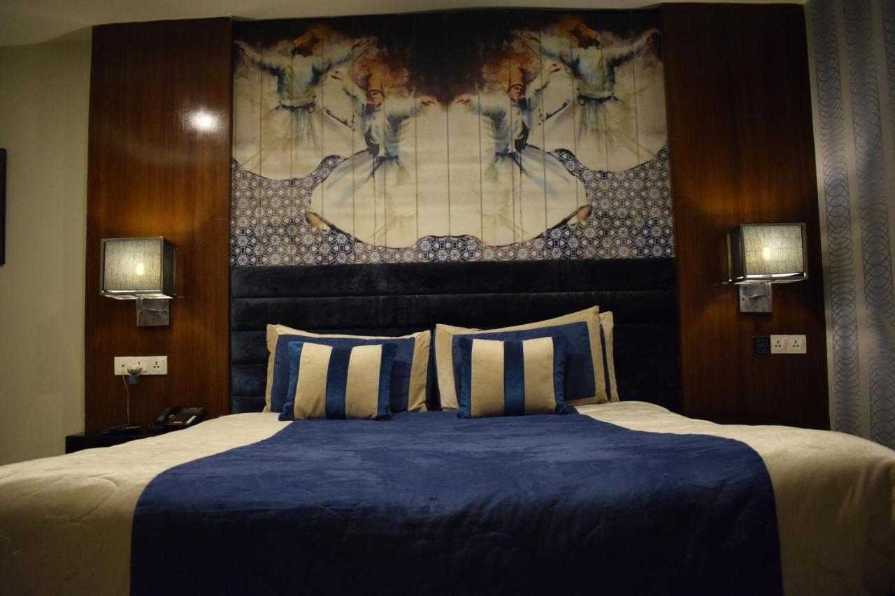 Hilton Suites Lahore Ngoại thất bức ảnh